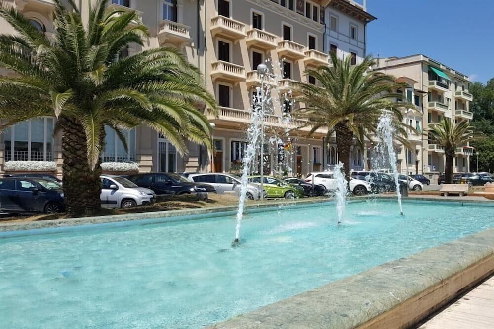 Hotel Marchionni Dal 1923 Viareggio Exterior foto